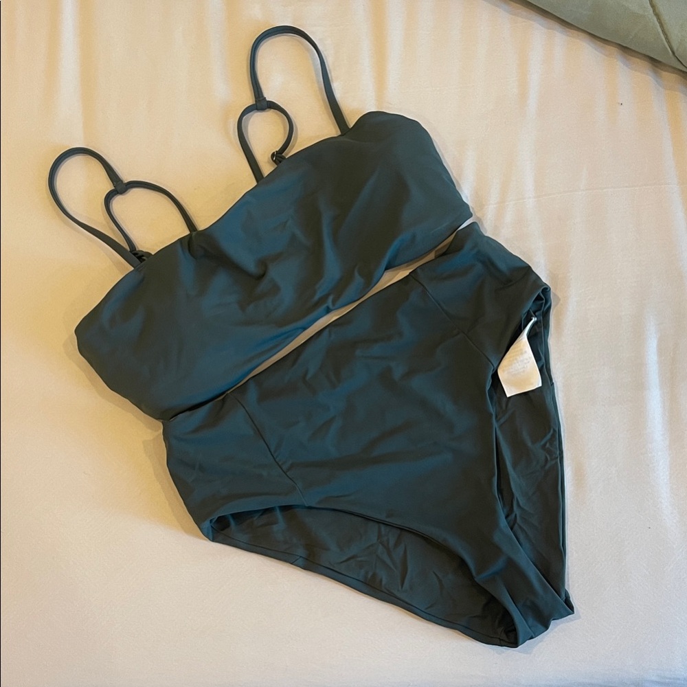 WILL DONATE - Vuori ‘Dune Bikini’ Green Set